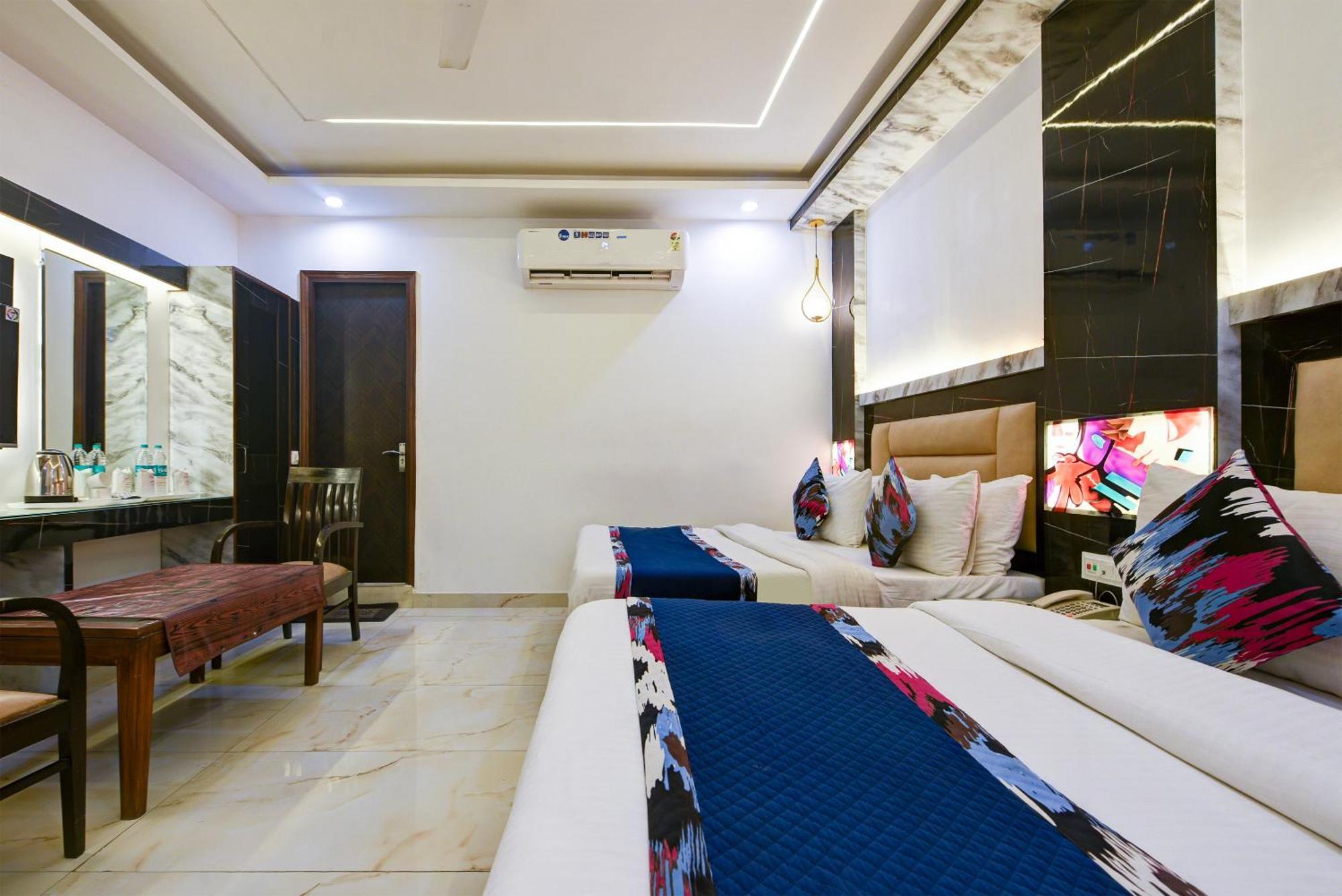 Hotel Shri Vinayak In City Centre At New Delhi Railway Station-By Rcg Hotels Екстер'єр фото