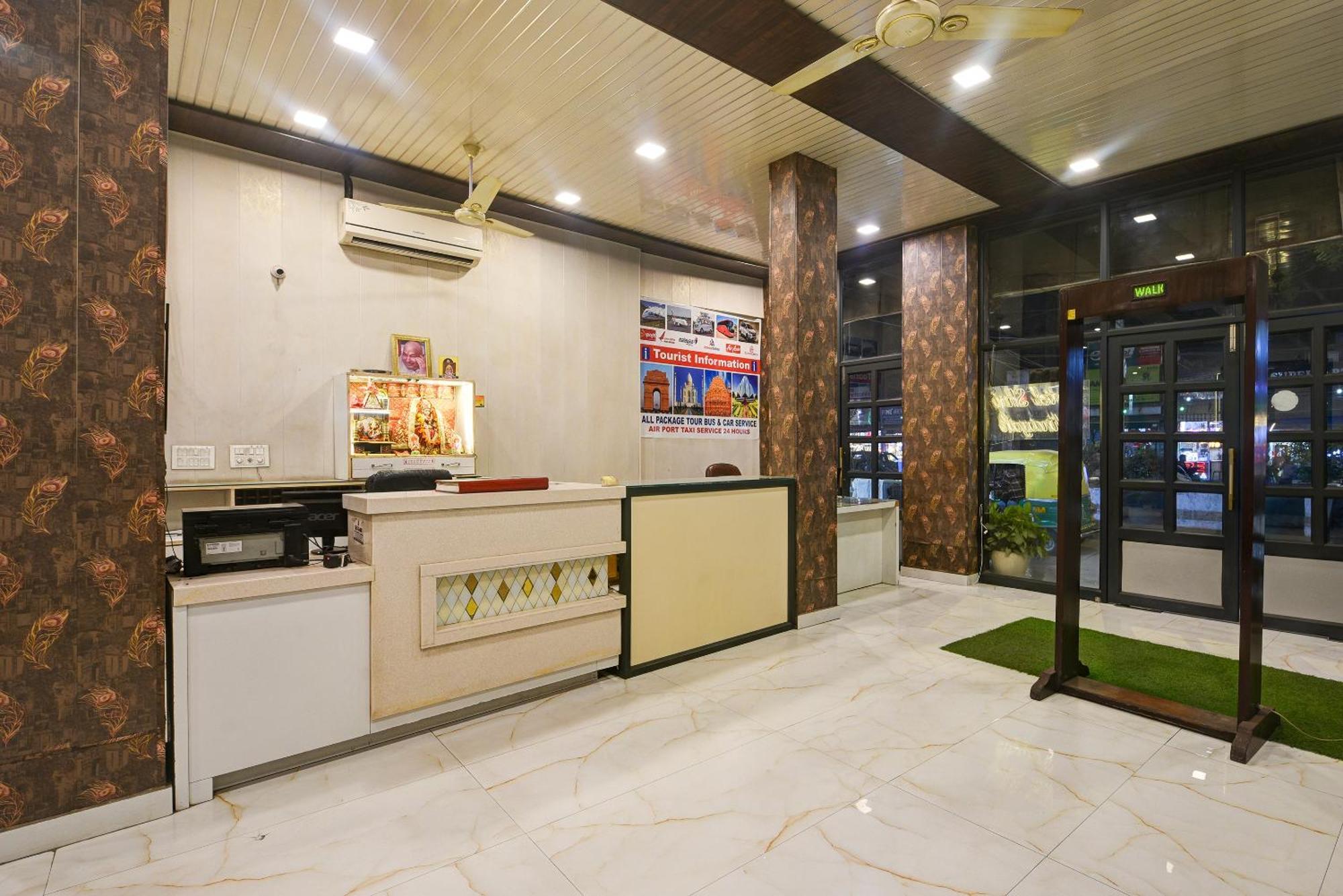 Hotel Shri Vinayak In City Centre At New Delhi Railway Station-By Rcg Hotels Екстер'єр фото