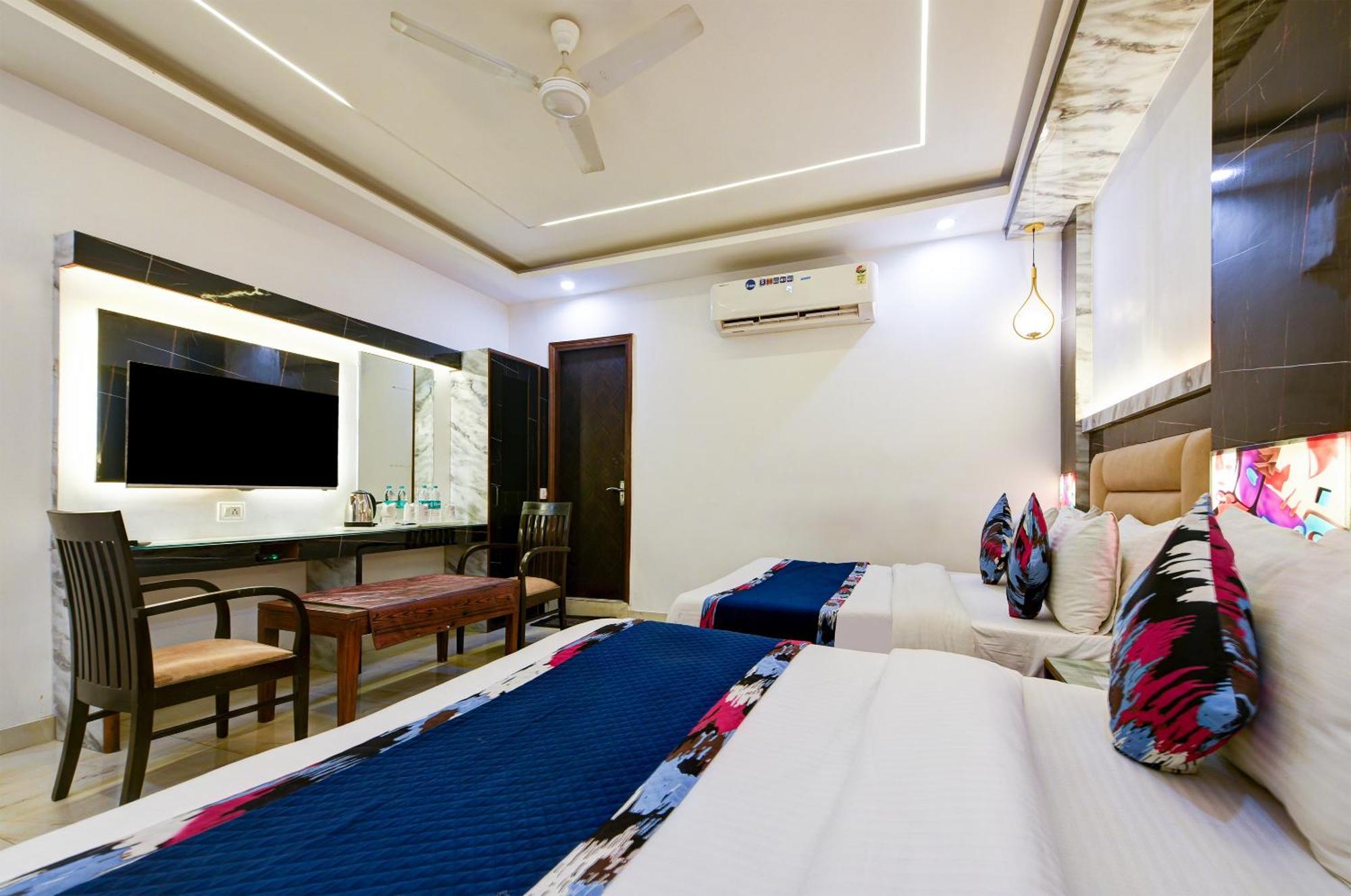 Hotel Shri Vinayak In City Centre At New Delhi Railway Station-By Rcg Hotels Екстер'єр фото