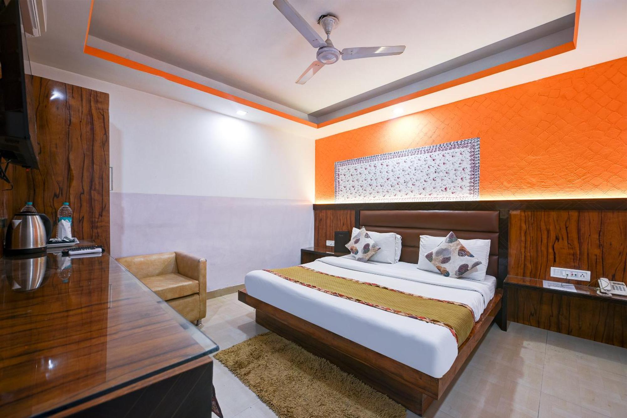 Hotel Shri Vinayak In City Centre At New Delhi Railway Station-By Rcg Hotels Екстер'єр фото