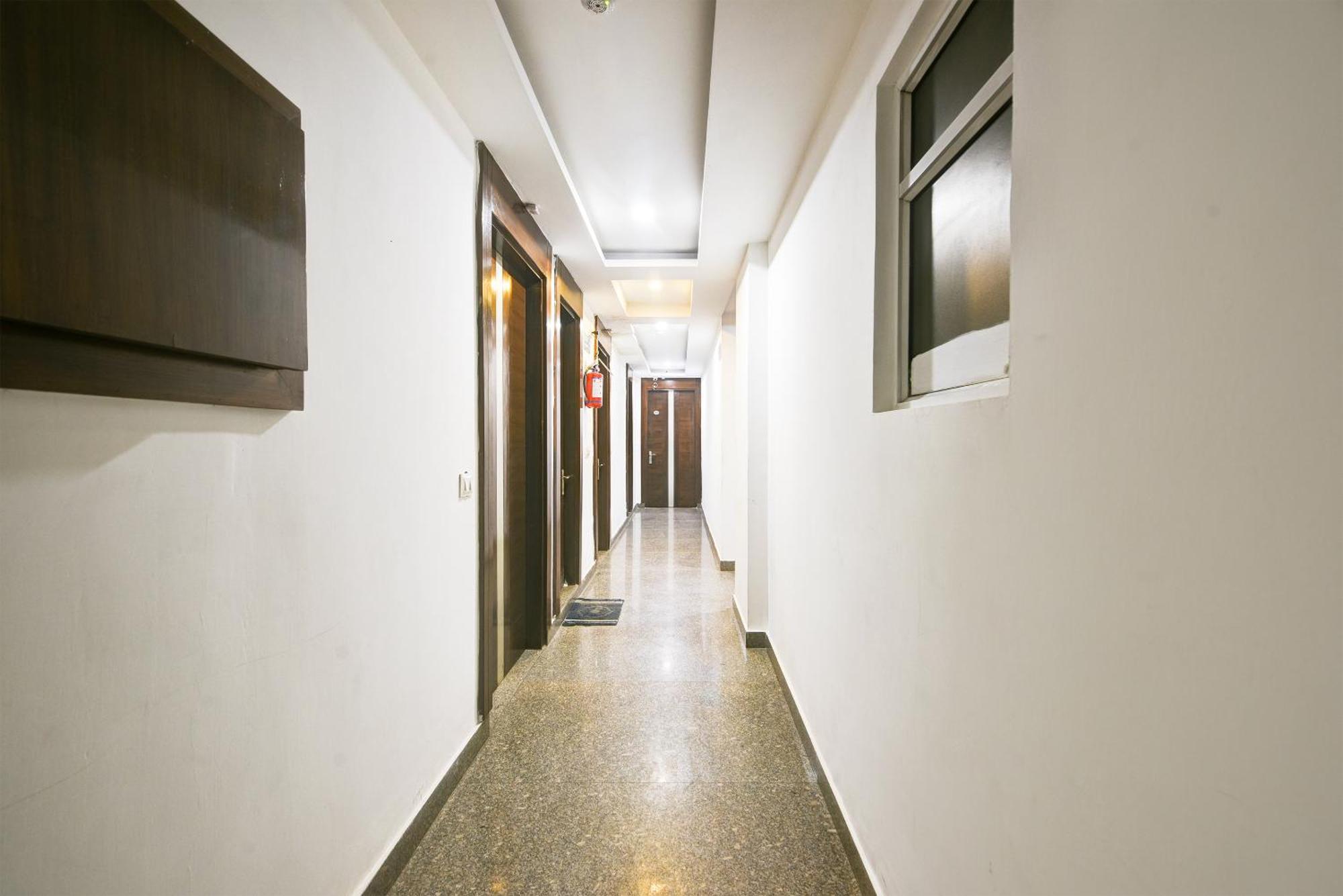 Hotel Shri Vinayak In City Centre At New Delhi Railway Station-By Rcg Hotels Екстер'єр фото