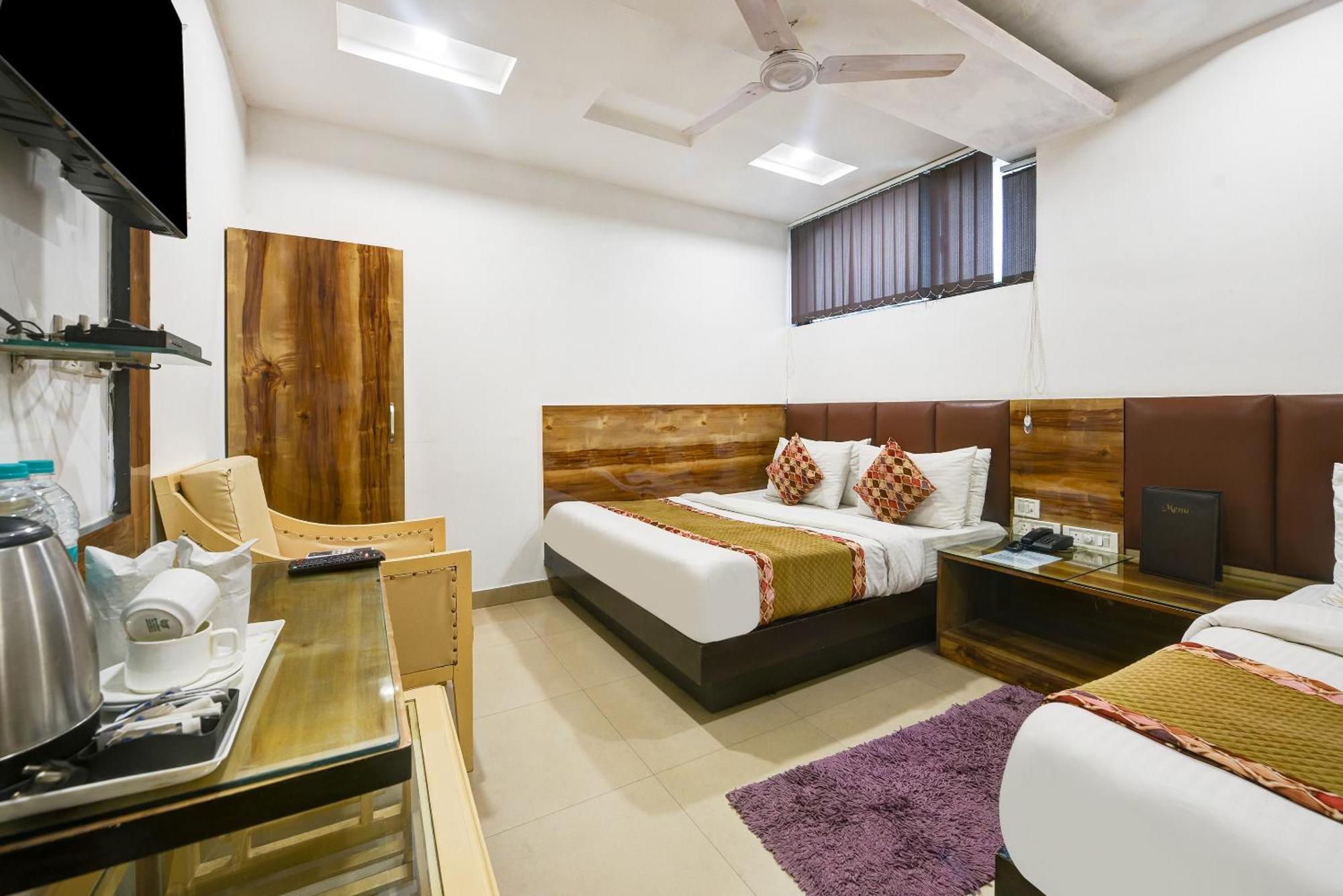 Hotel Shri Vinayak In City Centre At New Delhi Railway Station-By Rcg Hotels Екстер'єр фото
