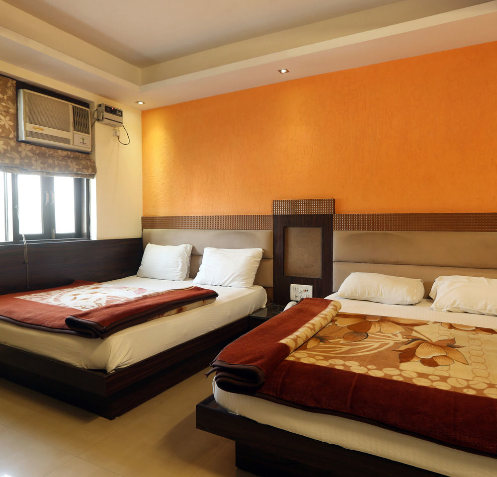 Hotel Shri Vinayak In City Centre At New Delhi Railway Station-By Rcg Hotels Екстер'єр фото