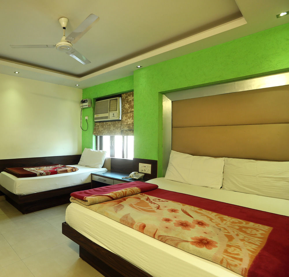 Hotel Shri Vinayak In City Centre At New Delhi Railway Station-By Rcg Hotels Екстер'єр фото
